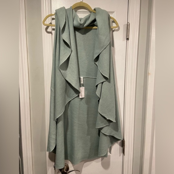 NWT Mia & Tess One Size Sage Green Shawl Collar Soft Knit Wrap Vest Duster - Picture 1 of 11